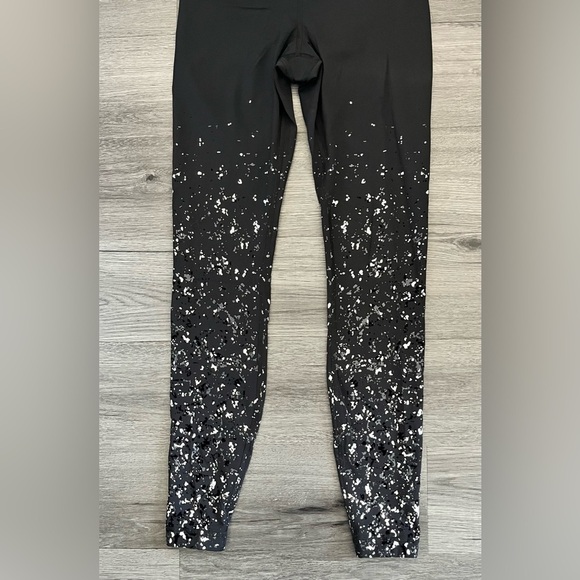 Lululemon Women's Size 6 Speed Wunder Tight 28” Spark Leggins Black Silver - Picture 6 of 12